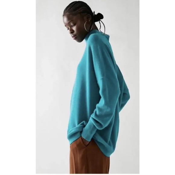 Free People Tops - Free People 100% Cashmere Ottoman Tunic in Teal Size Small Oversized -fits to XL